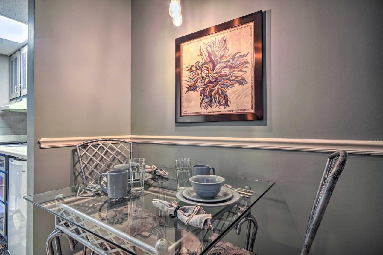 Cozy Downtown Gatlinburg Condo With Pool Access Экстерьер фото