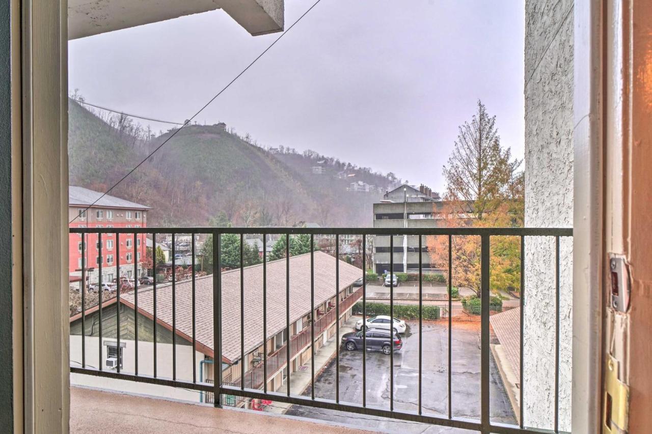 Cozy Downtown Gatlinburg Condo With Pool Access Экстерьер фото